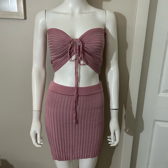 Le Lis Tops - NWT! Le Lis Halter Top and Skirt Set Ribbed Dusty Rose - available in S, M + L